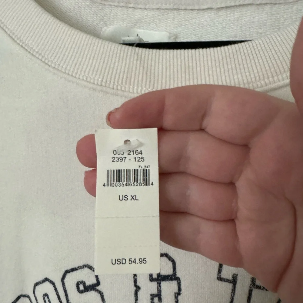 NWT Tacos and Tennis Sweatshirt - Picture 2 of 2